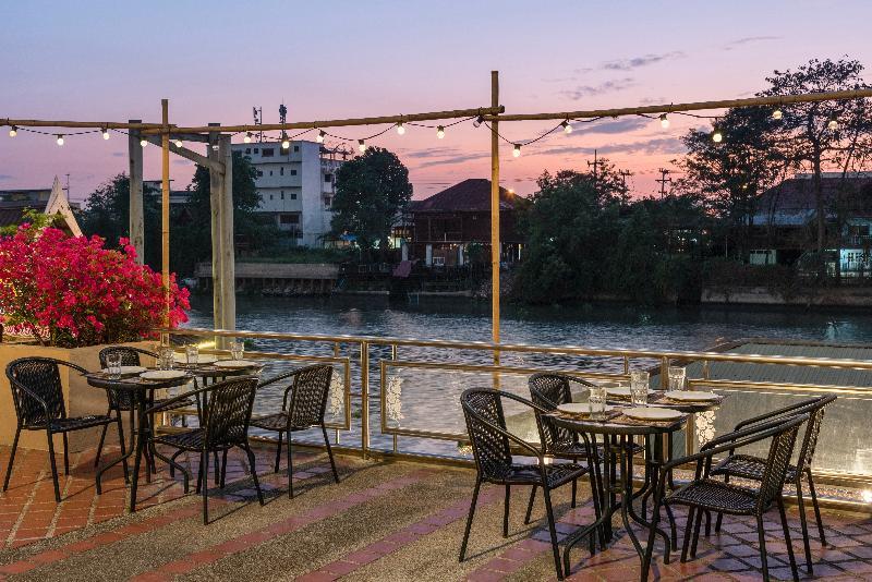 Ayothaya Riverside Hotel Phra Nakhon Si Ayutthaya Exterior photo